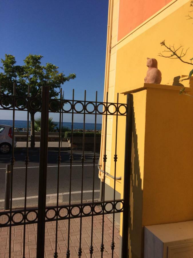 Bistrot del mare Apartment Santo Stefano al Mare Exterior foto